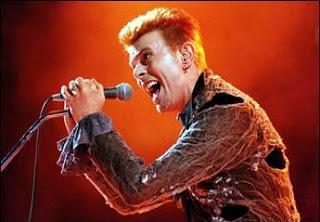 El Clásico Ecos de la semana: Earthling (David Bowie) 1997 El Clásico Ecos de la semana: Earthling (David Bowie) 1997