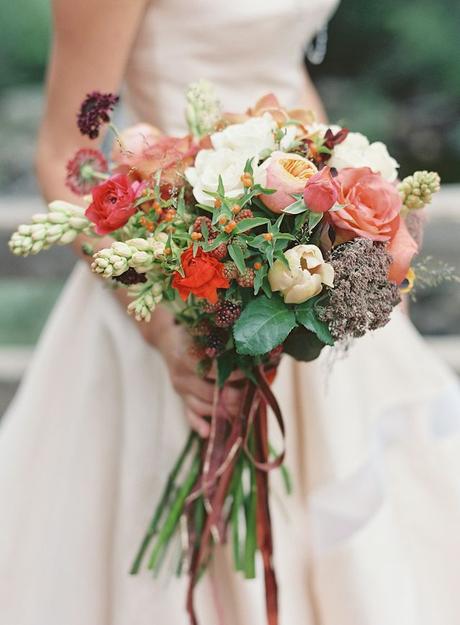 Autumn bridal bouquet | Bryce Covey Photography and Bluebird Productions | see more on:  http://burnettsboards.com/2014/09/indian-summer-heat-wave-wedding/: 