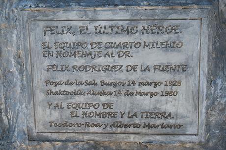 Escultura Félix Rodríguez de la Fuente