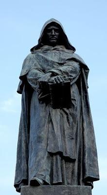 La magia como herramienta de manipulación social según Giordano Bruno.