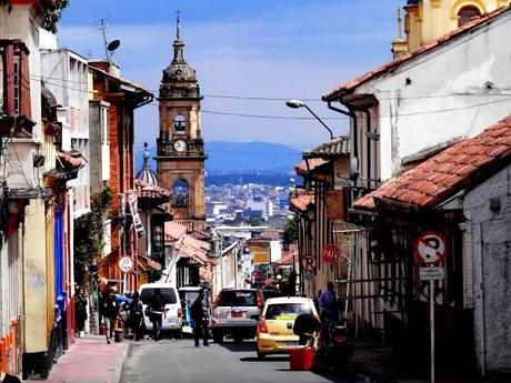 Bogotá, entre calles y carreras Bogotá, entre calles y carreras