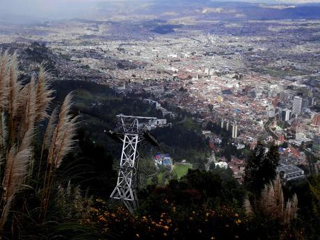 Bogotá, entre calles y carreras Bogotá, entre calles y carreras