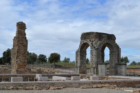 Ciudad Romana de Cáparra Ciudad Romana de Cáparra