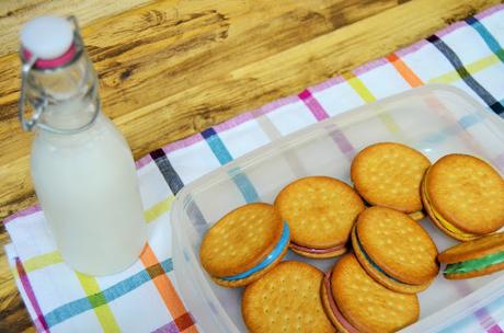 GALLETAS RELLENAS DE NOCILLA DE COLORES