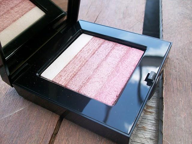 Ey, Mr. Postman! Ey, Mr. Postman!