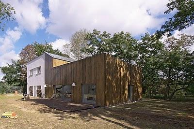 Vivienda variopinta en Polonia: Neostudio Architekci Vivienda variopinta en Polonia: Neostudio Architekci