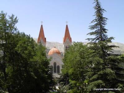 LIBANO: TRAS LOS PASOS DE KHALIL GIBRAN LIBANO: TRAS LOS PASOS DE KHALIL GIBRAN