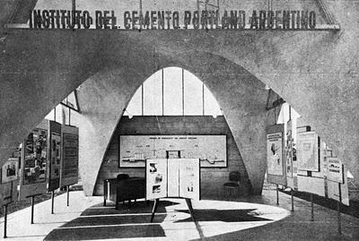 Símbolo y Alegoría: 1962, Rafael Iglesia observa la Exposición del Sesquicentenario Símbolo y Alegoría: 1962, Rafael Iglesia observa la Exposición del Sesquicentenario