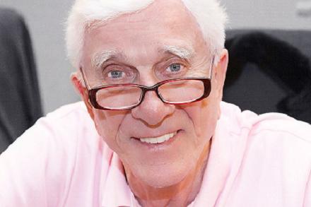 Hoy, el cine ríe un poco menos, ha fallecido Leslie Nielsen 800px-LeslieNielsenOct08