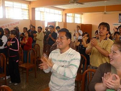RETIRO CARISMÁTICO PARA PROFESORES DE RELIGIÓN RETIRO CARISMÁTICO PARA PROFESORES DE RELIGIÓN