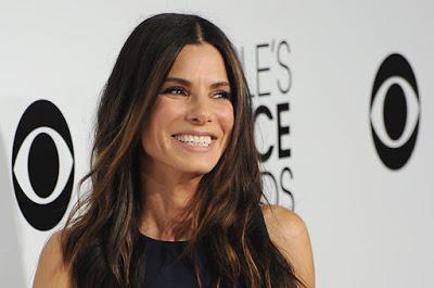 Sandra Bullock se casa?, y ha adoptado una niña