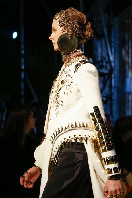 Givenchy por primera vez en la semana de la moda de New York Primavera-Verano 2016 Pat-McGrath-Face Masks_new-york-fashion-week-spring-2016-ready-to-wear_givenchy