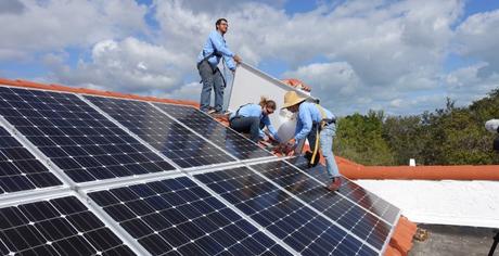 ¿POR QUÉ Y A QUIÉN TENGO QUE PAGAR POR PRODUCIR LA ELECTRICIDAD QUE CONSUMO?