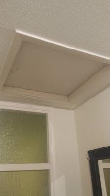 Acceso a la buhardilla Acceso a la buhardilla