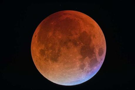 Una Luna de sangre azul Una Luna de sangre azul