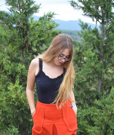 ORANGE SKIRT.