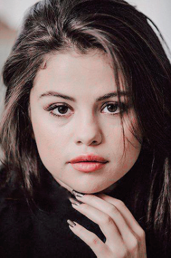 Selena Gomez, buscando renacer Selena Gomez, buscando renacer