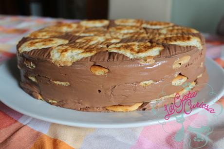 TARTA RAPIDA DE GALLETAS HOJALDRADAS Y CHOCOLATE