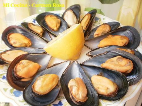 MEJILLONES COCIDOS (Historia y curiosidades sobre mejillones, consejos para limpiarlos) MEJILLONES COCIDOS (Historia y curiosidades sobre mejillones, consejos para limpiarlos)