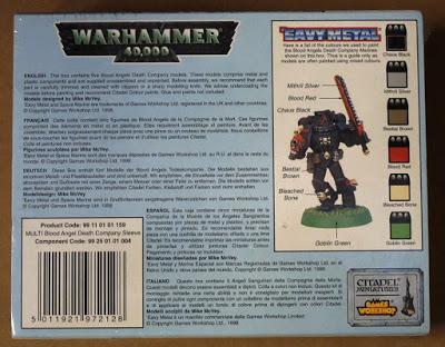 Contraportada de la caja de la Compañía de la Muerte de 1999 Contraportada de la caja de la Compañía de la Muerte de 1999