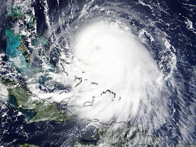 El huracán Joaquín desde el espacio
