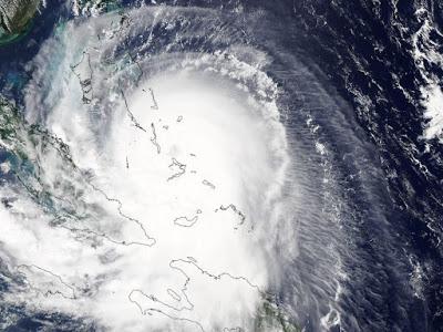 El huracán Joaquín desde el espacio