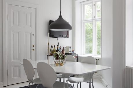 Clásico actualizado: Una preciosa vivienda en donde lo clásico se mezcla a la perfección con lo moderno. Clásico actualizado: Una preciosa vivienda en donde lo clásico se mezcla a la perfección con lo moderno.