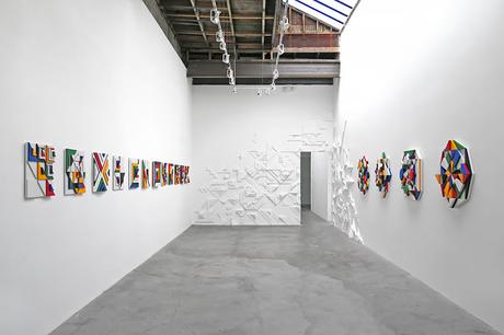 Shadovvs, de Matt W. More transforma una galería en una gran ilusión óptica Shadovvs, de Matt W. More transforma una galería en una gran ilusión óptica