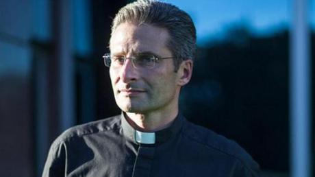 Krzysztof Charamsa denuncia que la prohibición de homosexuales es “injusta e inhumana” charam