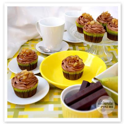 CUPCAKES DE CHOCOLATE Y PERA / PEAR AND CHOCOLATE CUPCAKES CUPCAKES DE CHOCOLATE Y PERA / PEAR AND CHOCOLATE CUPCAKES