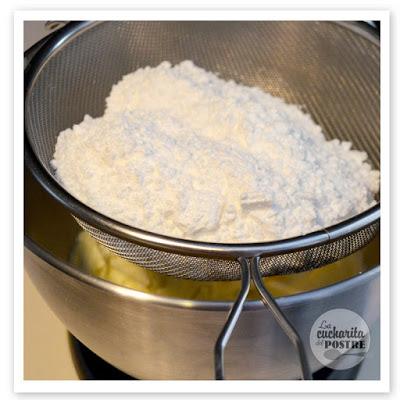 CUPCAKES DE CHOCOLATE Y PERA / PEAR AND CHOCOLATE CUPCAKES CUPCAKES DE CHOCOLATE Y PERA / PEAR AND CHOCOLATE CUPCAKES