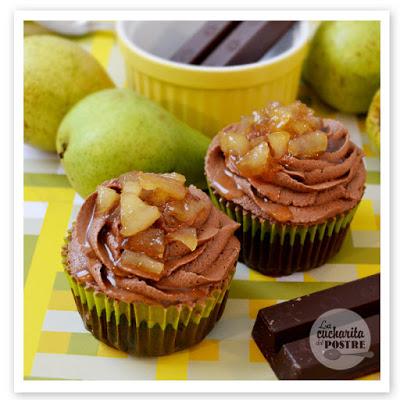 CUPCAKES DE CHOCOLATE Y PERA / PEAR AND CHOCOLATE CUPCAKES CUPCAKES DE CHOCOLATE Y PERA / PEAR AND CHOCOLATE CUPCAKES
