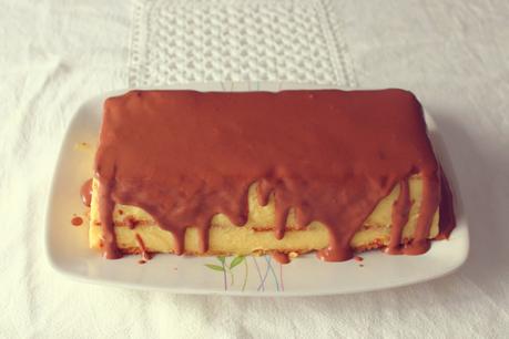 TARTA DE GALLETAS FRIA CON CHOCOLATE CALIENTE TARTA DE GALLETAS FRIA CON CHOCOLATE CALIENTE