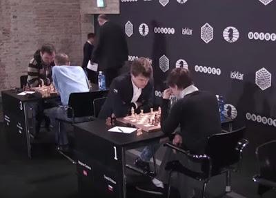 Magnus Carlsen en el Campeonato del Mundo de Ajedrez Rápido, Berlín 2015 (VI)