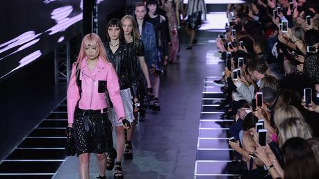 FASHION WEEK: PARIS IS CALLING FASHION WEEK: PARIS IS CALLING