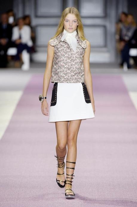 FASHION WEEK: PARIS IS CALLING FASHION WEEK: PARIS IS CALLING