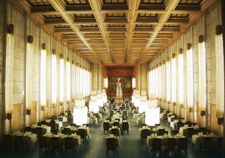 Un museo francés dedicado a más de 100 miniaturas hiperrealistas de sets de películas Paquebot Normandie - Miniature de Dan Ohlmann