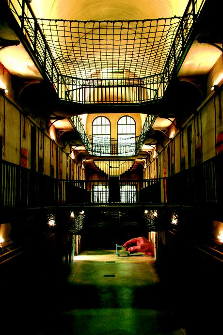 Un museo francés dedicado a más de 100 miniaturas hiperrealistas de sets de películas Prison Saint Paul - Miniature de Dan Ohlmann