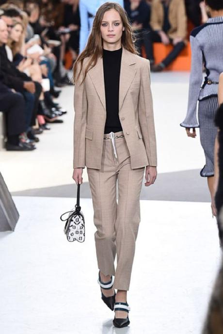 TENDENCIAS OTOÑO-INVIERNO 2015/2016 LRG_Magazine_-_Tendencias_Otoño-Invierno_2015-2016_-_10_-_Louis_Vuitton_Pasarela