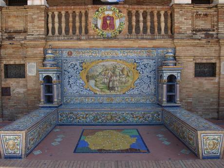 Los bancos de la Plaza de España (20): Cuenca. Los bancos de la Plaza de España (20): Cuenca.