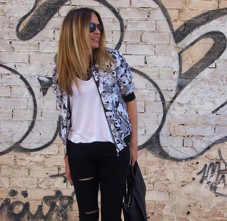 vACíO mI aRMARIO vACíO mI aRMARIO