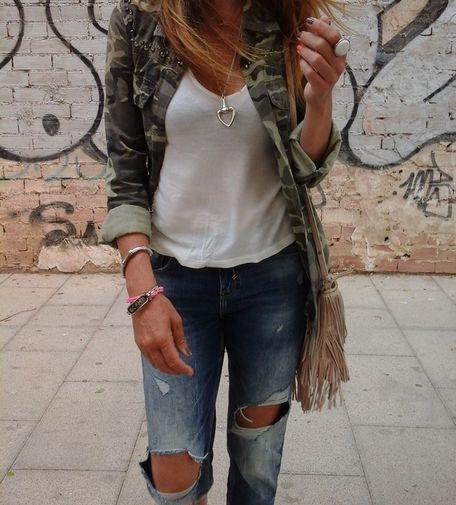 vACíO mI aRMARIO vACíO mI aRMARIO