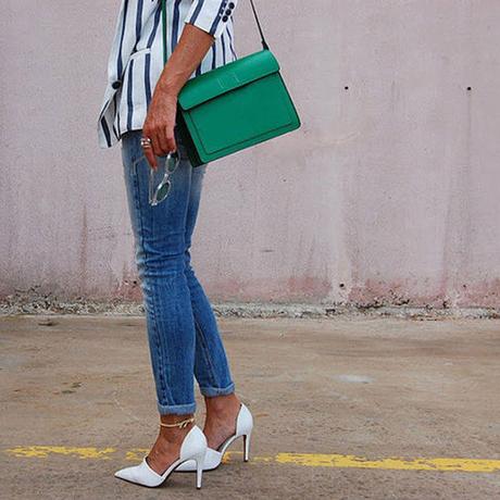 vACíO mI aRMARIO vACíO mI aRMARIO