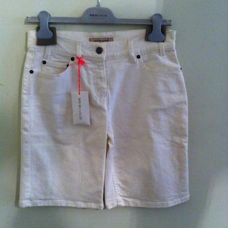 vACíO mI aRMARIO vACíO mI aRMARIO