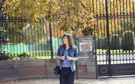 TAILORED TROUSER IN A CASUAL OUTFIT