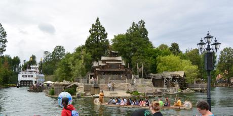 Disneyland Star Wars Land