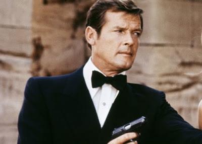 El Santo, Roger Moore, cumple 88 años