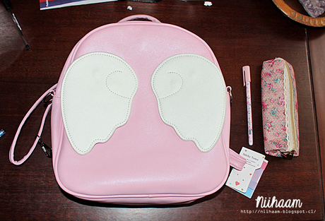 Review ~ Mochila con alas