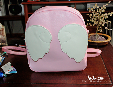 Review ~ Mochila con alas