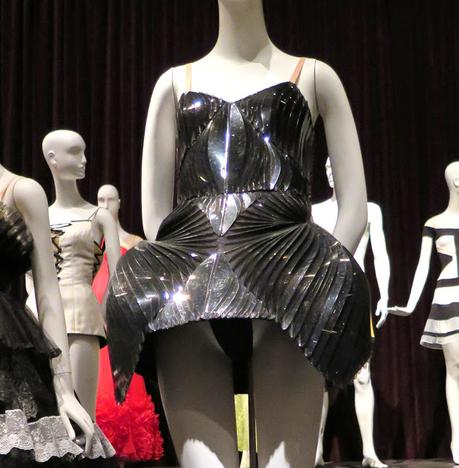 Iris Van Herpen diseño vanguardista para la danza Iris Van Herpen diseño vanguardista para la danza